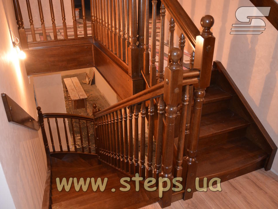Дереванные лестницы